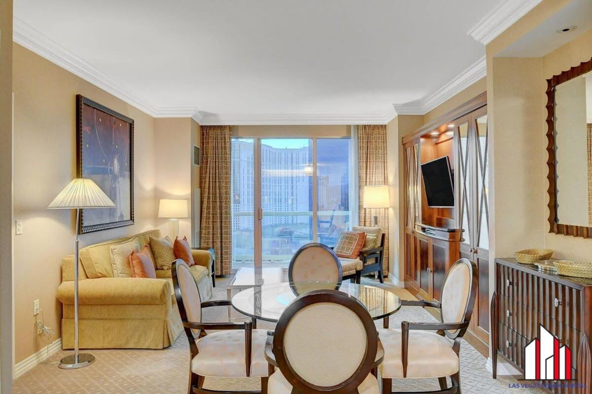 Casa de férias Mgm Signature-18-701 1br2ba Strip View Balcony *